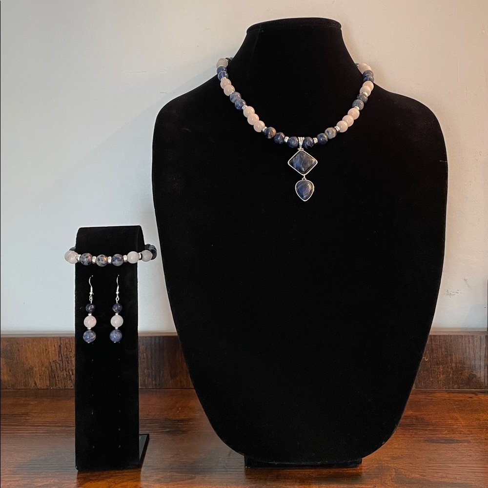Natural Sodalite and Rose Quartz Gemstones Jewelry Set - Handcrafted